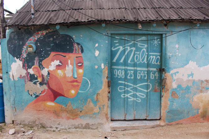 Painting of a girl in Holbox