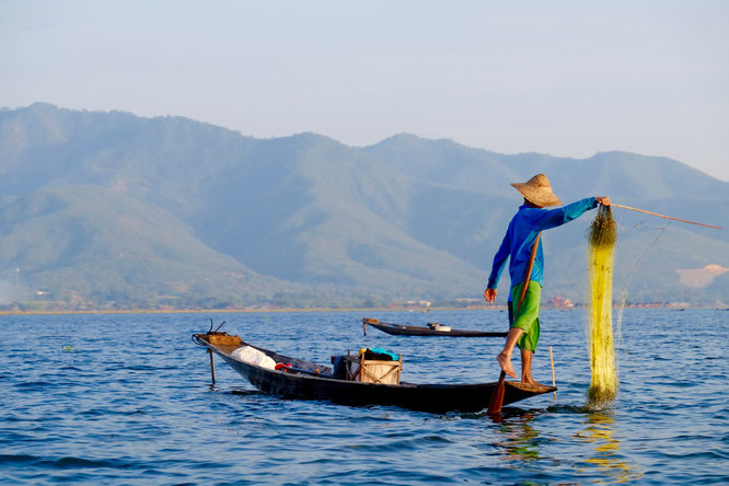 Einbeinruderer Inle-See Myanmar