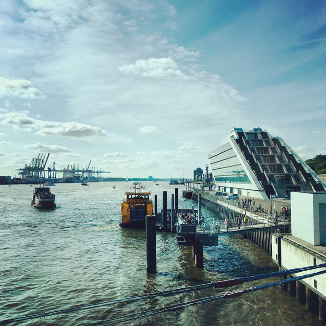 Hamburger Hafen, Elbe, Dockland
