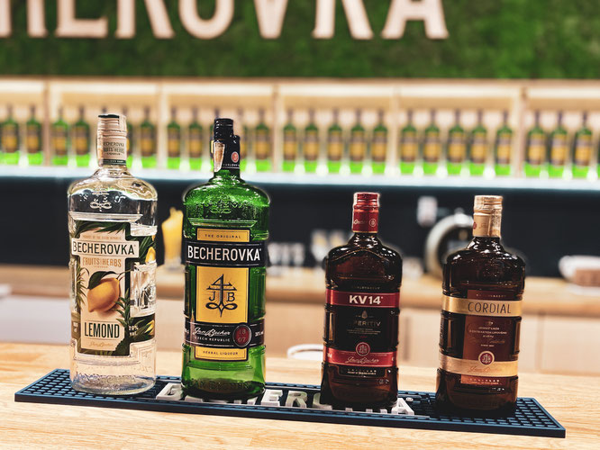 Becherovka-Verkostung Karlsbad