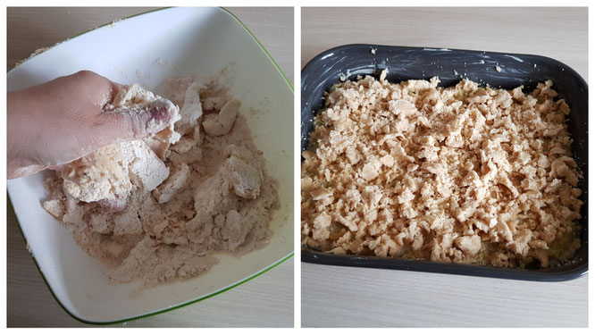 Die Streusel werden über dem Rhabarber verteilt