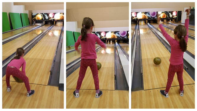 Unsere Kleine beim Bowlen