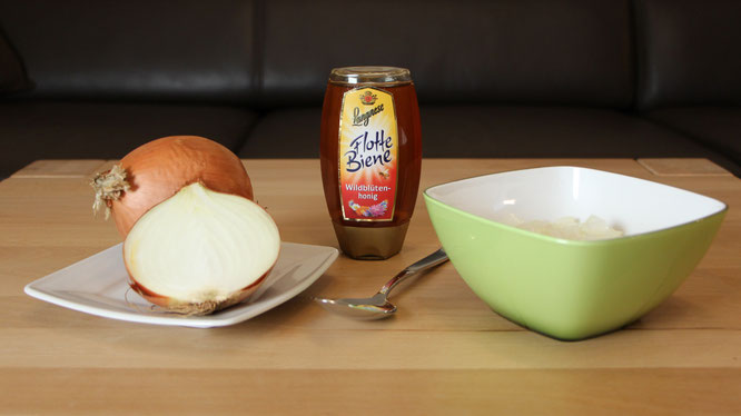 Zwiebeln und Honig für Hustensaft