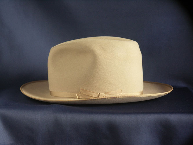 ROYAL STETSON  openroad light brown 1950's side view