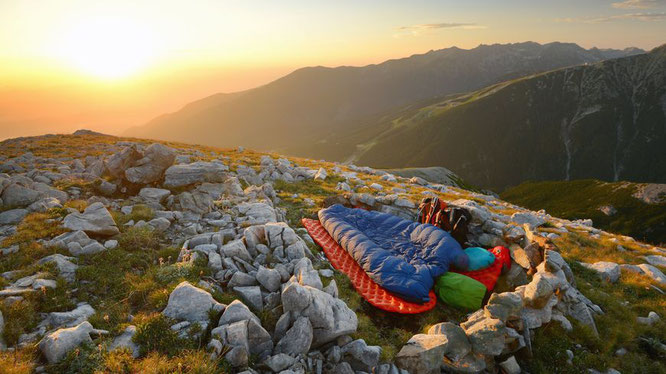 Merci à France Bleu Isère qui m'a invité hier pour une carte blanche que j'ai consacré au bivouac en montagne. Vous pouvez la ré-écouter avec un clic sur la photo.