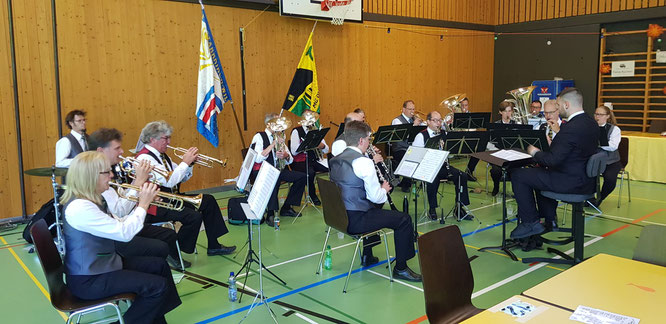 Die SG am Jubilaren- und Ehrenmitgliederkonzert in Starrkirch-Wil