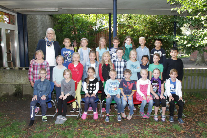 Klasse von 3b Frau Osing