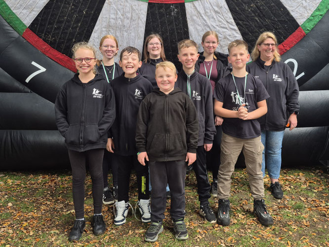 (hinten): Annike, Jule, Nele, Leonie, (vorne): Romy, Noah, Ele, Tim und Tom; auf dem Foto fehlt Cilina.