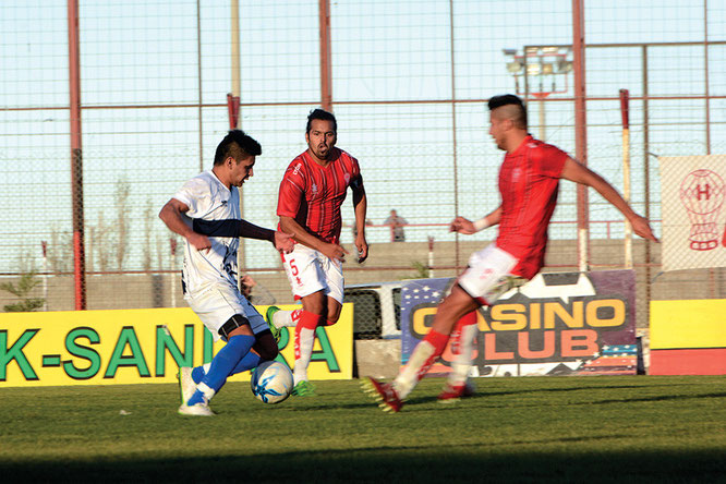 El que gana, avanzará a la final. Si hay igualdad, se define el pasaje desde el punto de penal.