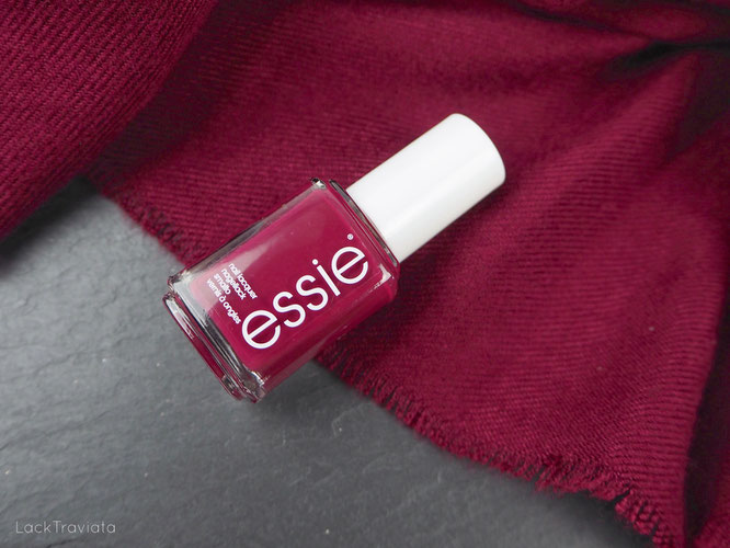 essie • nailed it (EU 516) • Congrats Collection