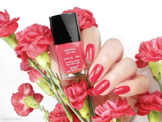 CHANEL • BIGARREAU SOFT RED (VERNIS LAQUE made in U.S.A.)