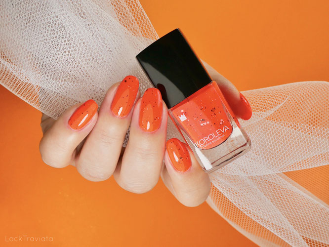 KOROLEVA • APEROL SPRITZ • On the Contrary Neon Collection (via Lakodom)