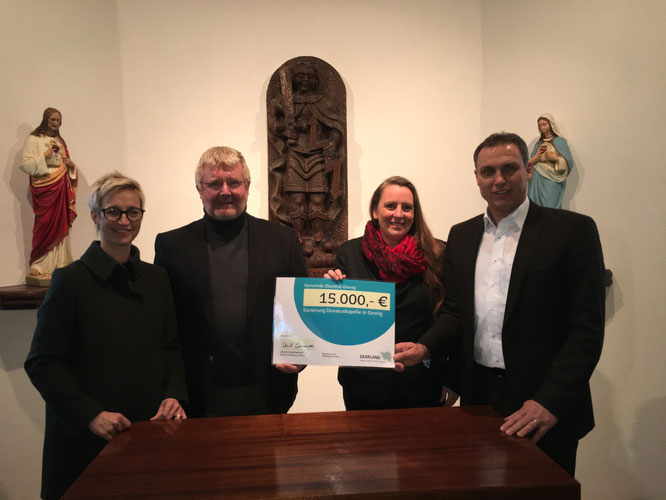 Nadine Schön, Toni Schäfer, Andrea Becker und Bürgermeister Stephan Rausch