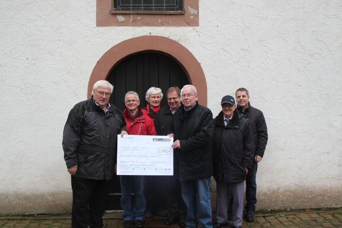 v.l. Ortsvorsteher Norbert Rauber, Josef Burkholz, Maria Wagner, Michael Maurer, Alfons Weber, Hans Gatzweiler, Benedikt Veit