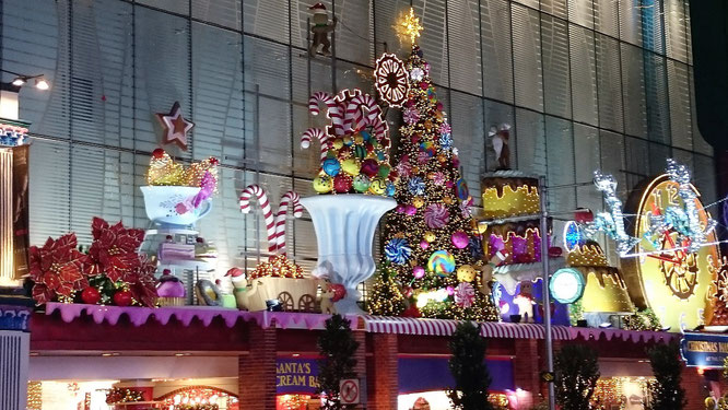 Orchard Street, Christmas on a great Street, Singapore