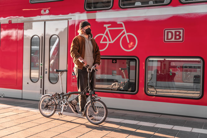 Pilotprojekt Deutsche Bahn Connect GmbH und S-Bahn Stuttgart ab dem 1. Mai 2022 mit Brompton