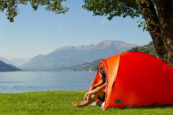 In der Partnerregion für Camping- & Caravaning Kärnten liegen viele Campingplätze an Gewässern, wie hier am Millstätter See / Bildnachweis: Kärnten Werbung / Franz Gerdl