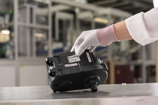 Die zweite Generation der Produktfamilie Drives im Magnesiumgehäuse setzt den Erfolg der innovativen Brose Antriebe fort.