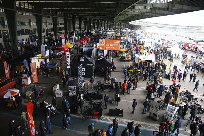 VELOBerlin 2022 - Die Messe Outdoor©Stefan Haehnel