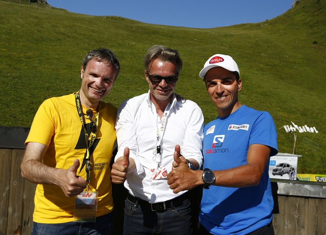 Foto (Sabine Jacob): Tirols Radsportleidenschaft vereint (Autor Josef Bernhart aus Südtirol mit Team-Manager Thomas Pupp und Tirols Ex-Profi Thomas Rohregger