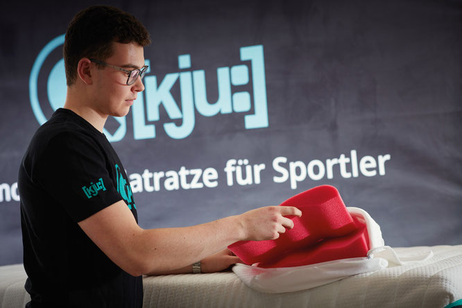 SQlab bietet beim Q [kju:] Kissen „101 Nächte Probeschlafen“ 