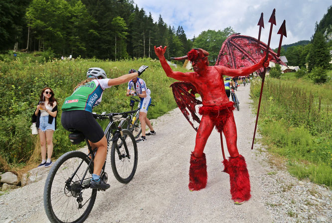 Welterberegion einmal mehr Hotspot der Bikerszene:  Streckenrekorden bei der Salzkammergut-Trophy 2018 // © Bild: Hörmandinger