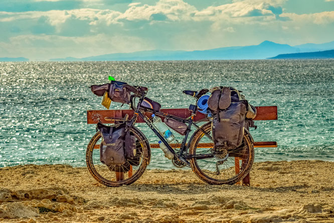 Bikepacking: Bild von Dimitris Vetsikas auf Pixabay