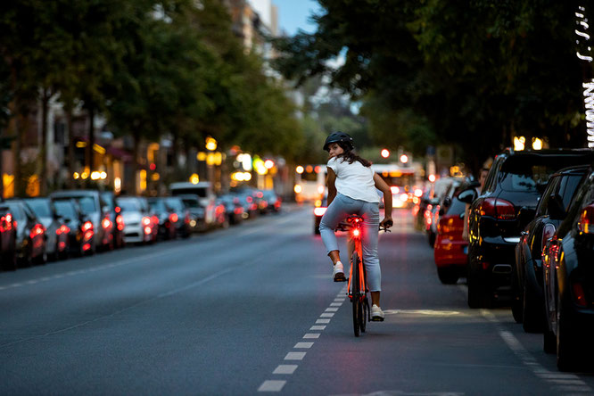 SIGMA SPORT: Neue Fahrradbeleuchtung ab November im Handel