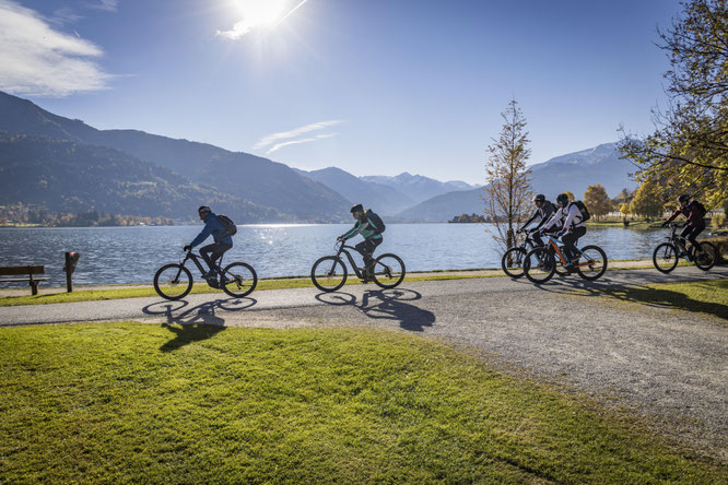 Das grenzüberschreitende Interreg-Projekt „Mobility for Future“ zwischen der „Alpine Pearl“ Bad Reichenhall/Deutschland und Zell am See/Österreich will für sanfte Fortbewegungs-Alternativen sensibilisieren. Bildnachweis: bergfotografen.com