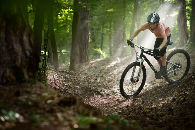 Neues woom OFF AIR Mountainbike  - mit Federgabel