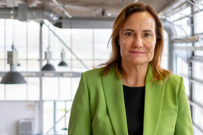 Die ehemalige Booking.com-CEO, Gillian Tans, läutet die nächste Phase der globalen Expansion von VanMoof ein