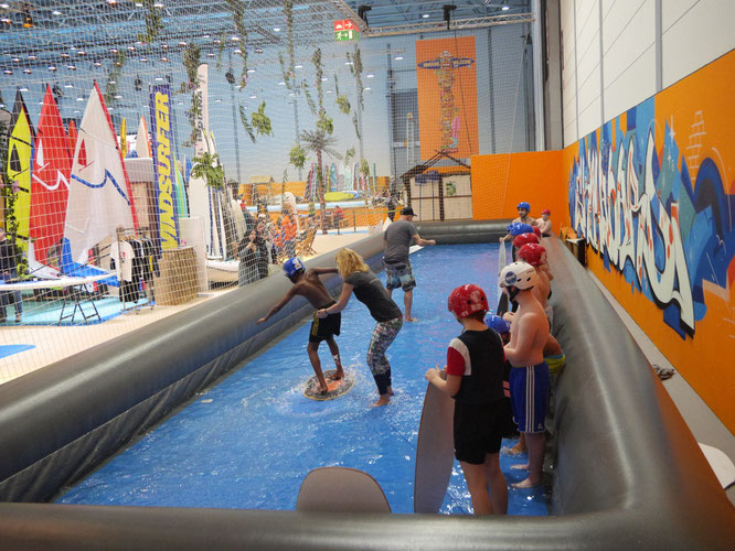 Skateboarden auf dem Wasser! In der Messehalle wird dazu ein großer Pool aufgebaut. ©Messe Essen