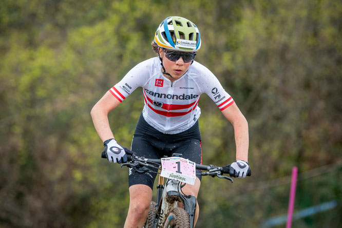 Das größte MTB-Talent kommt derzeit aus Tirol: Mona Mitterwaldner, Siegerin des Marlene-Sunshine-Race 2022 in Nals und Fünfte beim Weltcupauftakt in Brasilien ©Armin M. Küstenbrück/EGO-Promotion