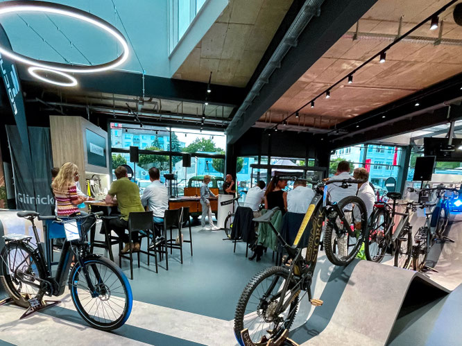 Eröffnungsfeier mit Premium STORCK Bikes bei G-Motion in Kassel