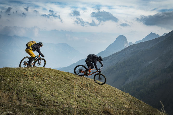 EVOC NEO 16l Location: Val D'Allos, France ©EVOC / Manfred Stromberg