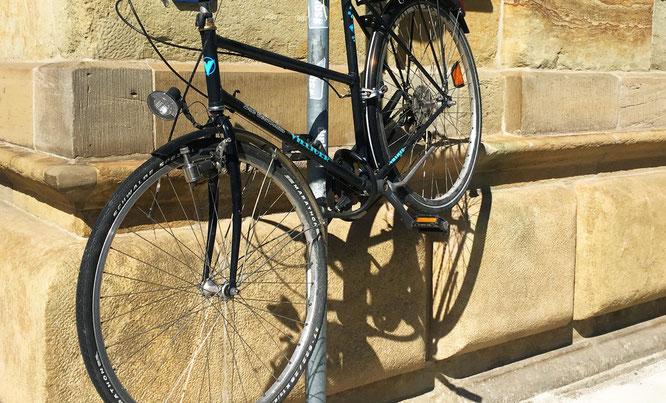 Stiftung Warentest bemängelt an jedem vierten Fahrradschloss zu viele Schadstoffe.