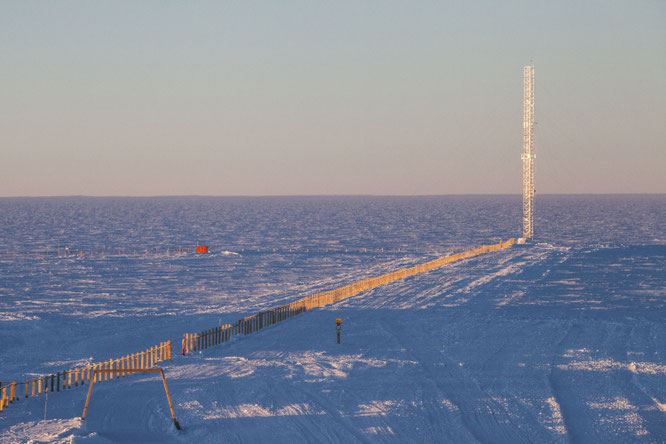 Meteorological tower at Dome C, East Antarctic Plateau. courtesy of F. Lepage