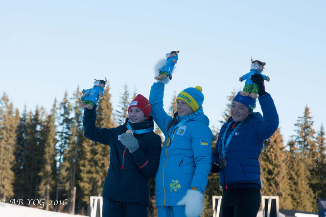 Crédit : AB YOG 2016 / Le Discobole ⎥Lou Jeanmonnot Laurent, 3e de la poursuite 7,5km en biathlon.