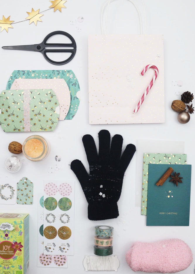 Bild: DIY Geschenk Idee für Advent und Weihnachten to-go, in der Tüte - ein kreatives Motto Geschenk für Advent und Weihnachten zum selber basteln mit Freebie Bastelvorlage für Geschenkanhänger zum ausdrucken, gefunden auf www.partystories.de