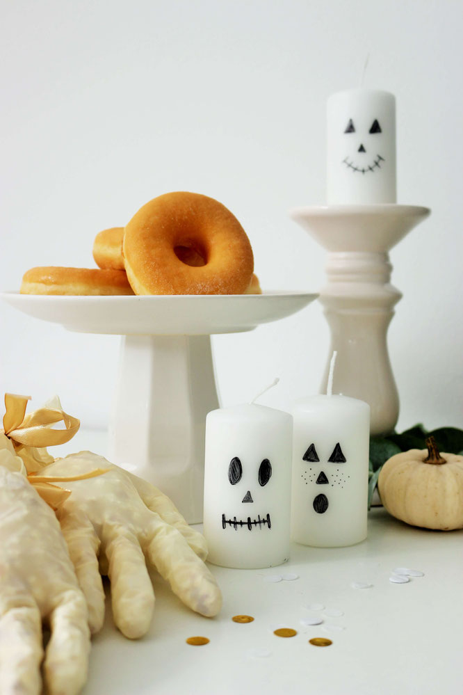 Bild: Ideen für DIY Halloween Dekoration - mit diesen 3 Anleitungen ganz einfach Halloween Geister Deko selber machen und basteln: Girlande, Kerzen, Flaschen für den Halloween Sweettable // www.partystories.de // #halloween #halloweendiy #diydeko #diyblog