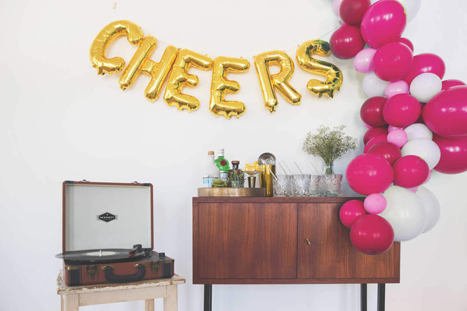 Bild: Last-minute Partydeko und Ideen zum selber machen - Tabea Werner (kleineFestschmiede.de) verrät Dir im Interview auf Partystories viele Tipps und Tricks für schnelle Deko, Rezepte und worauf Du achten solltest! #EinfachFeiern