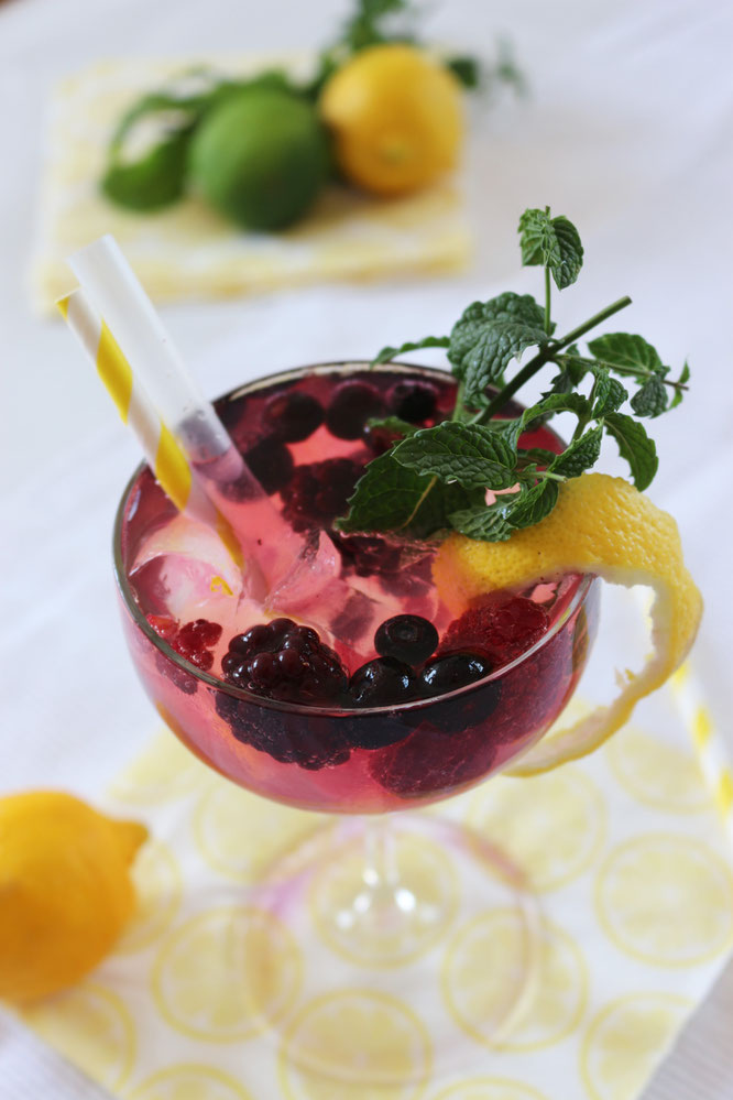 Bild: Rezepte für Drinks und Cocktails mit Limoncello. Ein Gastbeitrag für decorize, gefunden auf www.Partystories.de