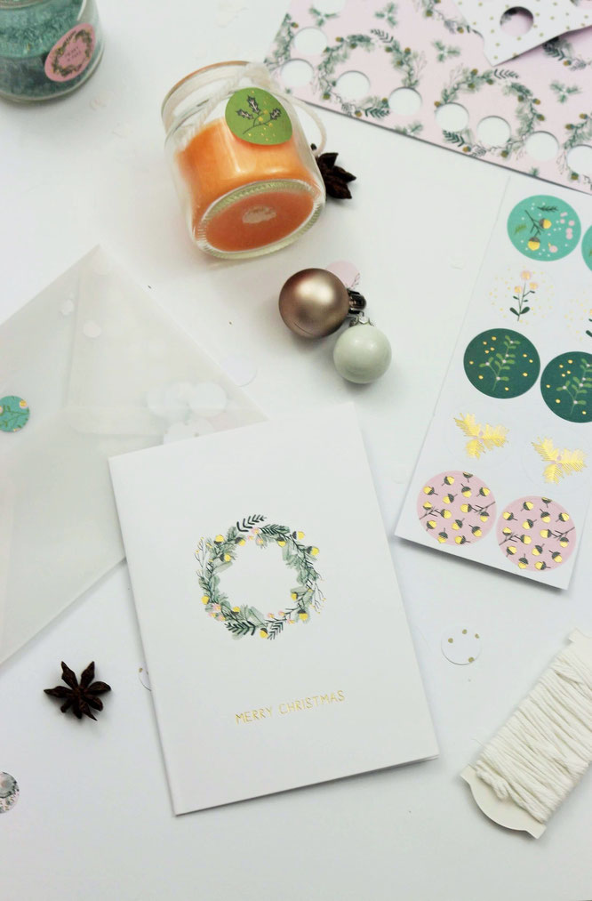Bild: DIY Geschenk Idee für Advent und Weihnachten to-go, in der Tüte - ein kreatives Motto Geschenk für Advent und Weihnachten zum selber basteln mit Freebie Bastelvorlage für Geschenkanhänger zum ausdrucken, gefunden auf www.partystories.de