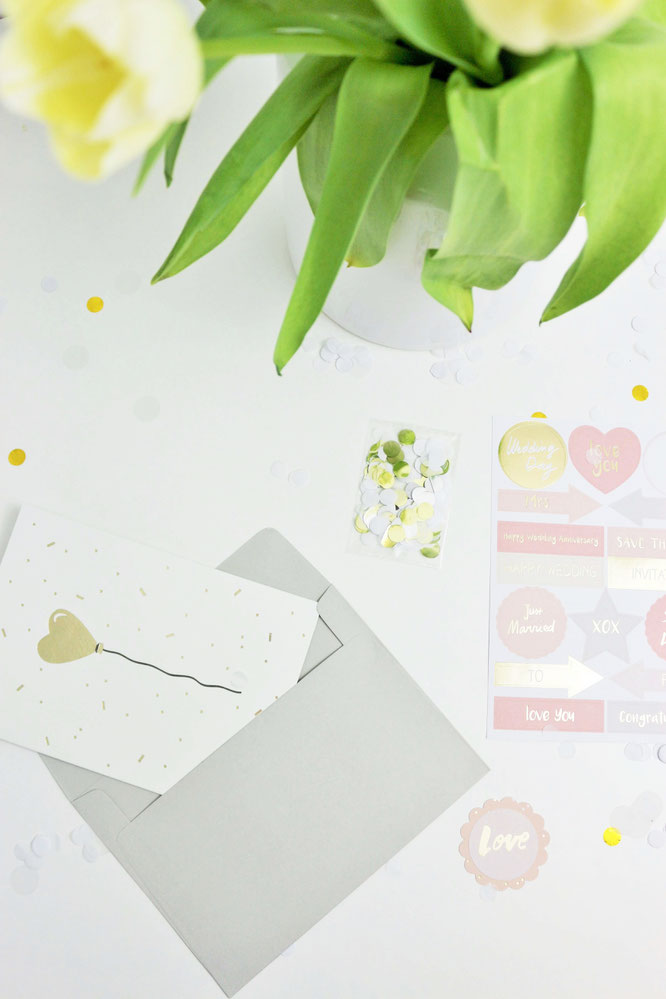 Bild: DIY Brautkalender- finde Ideen für einen Braut Countdown Kalender als Geschenk zum selber machen, mit Tipps zum Befüllen und Verpackungsideen // gefunden auf www.partystories.de // #diyHochzeit #Brautkalender #geschenkidee #ricodesign