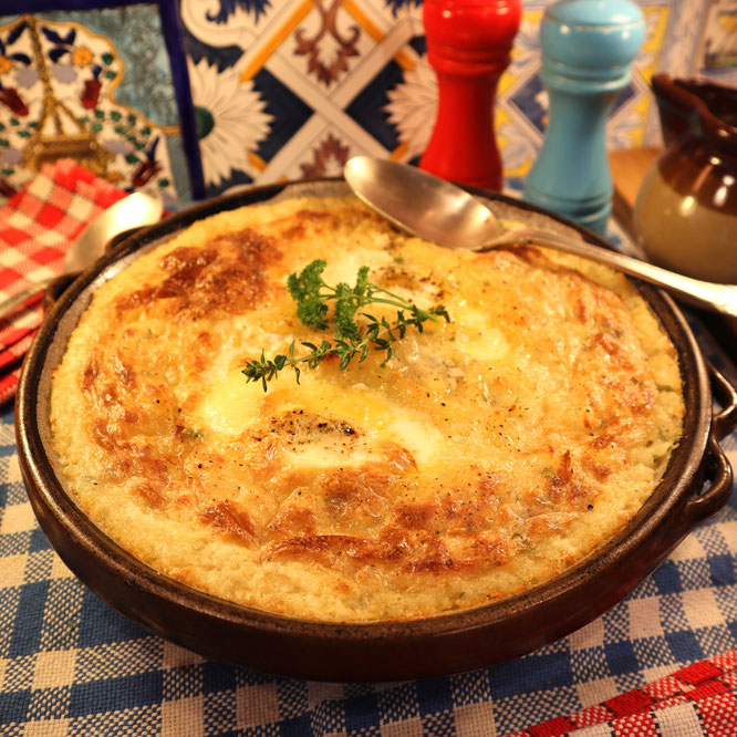 ŒUFS PARMENTIER A LA CRÈME à l'ancienne - Recette de 1938 ! - Mère Mitraille - Gourmandises TV