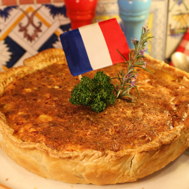 Ma TARTE DES AGRICULTEURS 🇫🇷 gratinée aux poireaux. Généreuse et délicieuse ! sur Gourmandises TV 