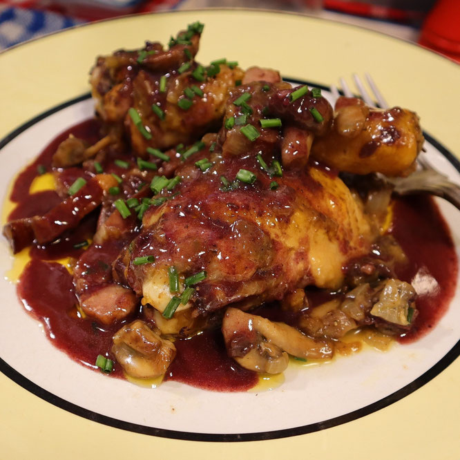 Le POULET SAUTÉ A LA BOURGUIGNONNE d'Auguste ESCOFFIER - Mère Mitraille - Gourmandises TV 