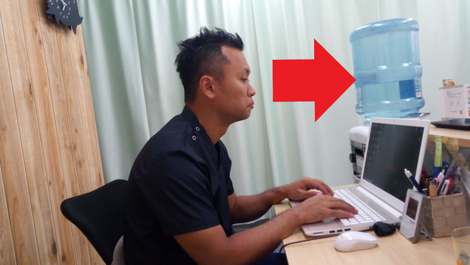 円背 巻肩 ヘッドフォワード 猫背 姿勢改善