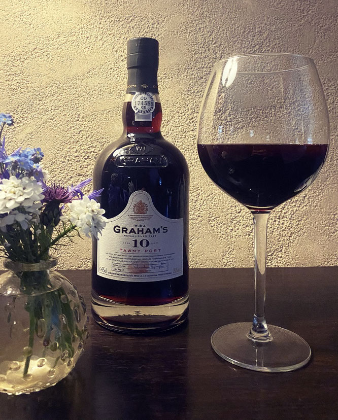 alcool vin porto apéritif pradonas