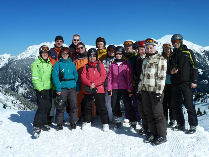 Die Teilnehmer des VC-Skiausflugs 2013 ins Gasteinertal